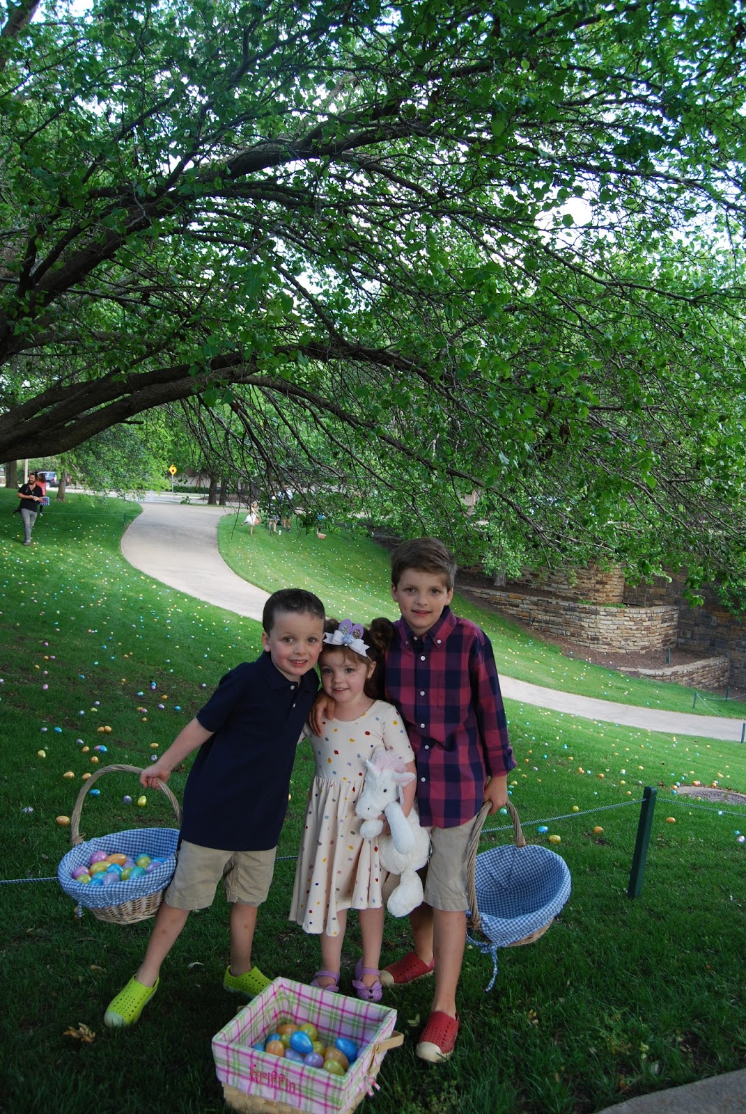 Momfessionals All Things Easter