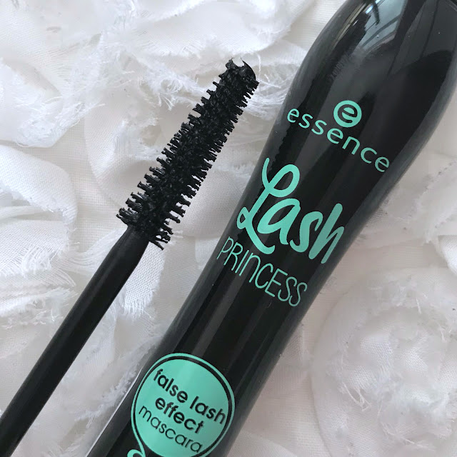 Essence False Lash Effect Princess Mascara 