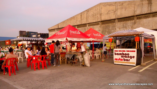 dining area at Bacolod Baywalk