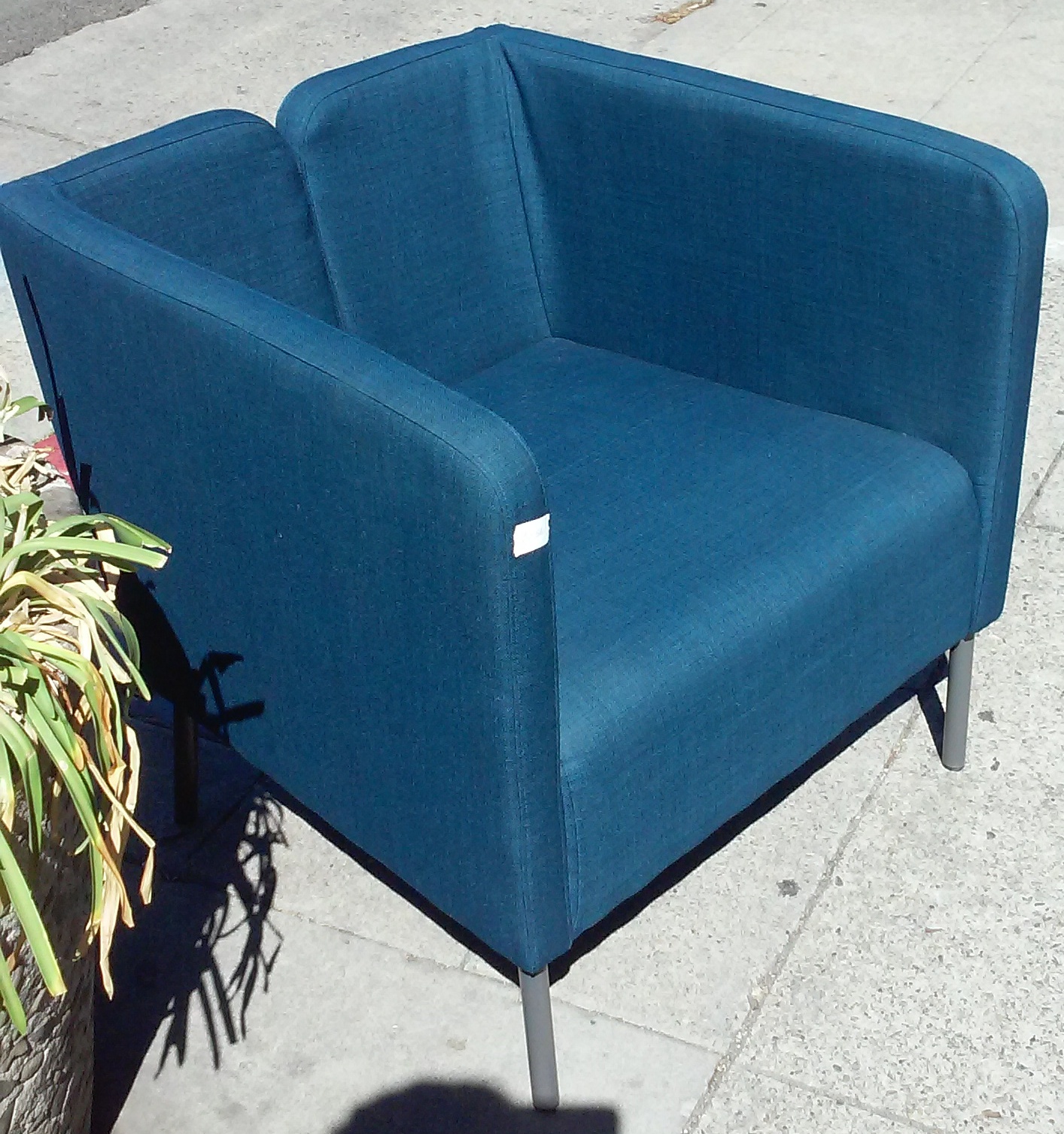 UHURU FURNITURE & COLLECTIBLES SOLD **BARGAIN BUY** 6056 Mod Blue