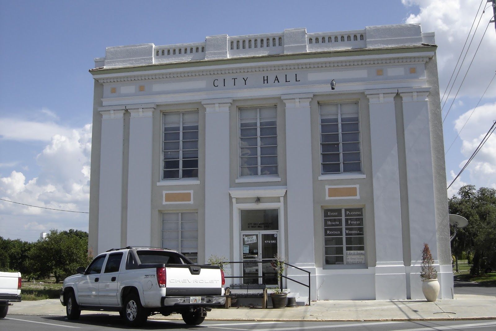 Places To Go, Buildings To See City Hall Frostproof, Florida