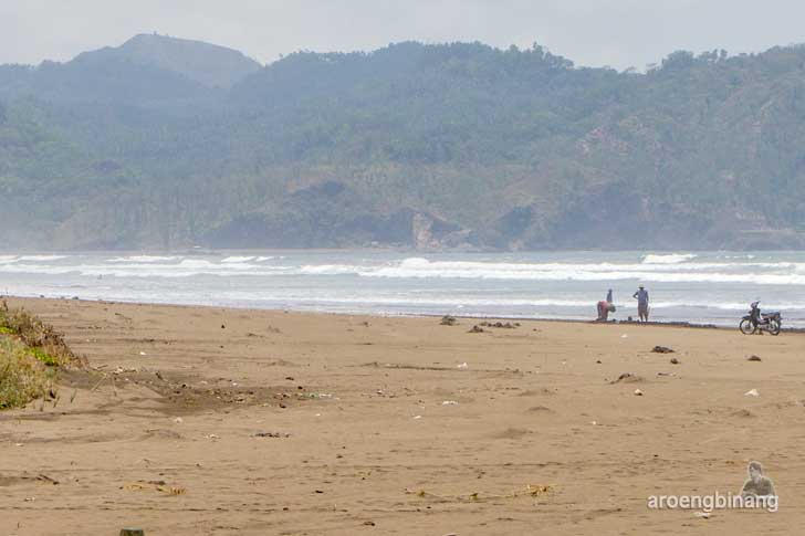 pantai cemoro sewu cilacap