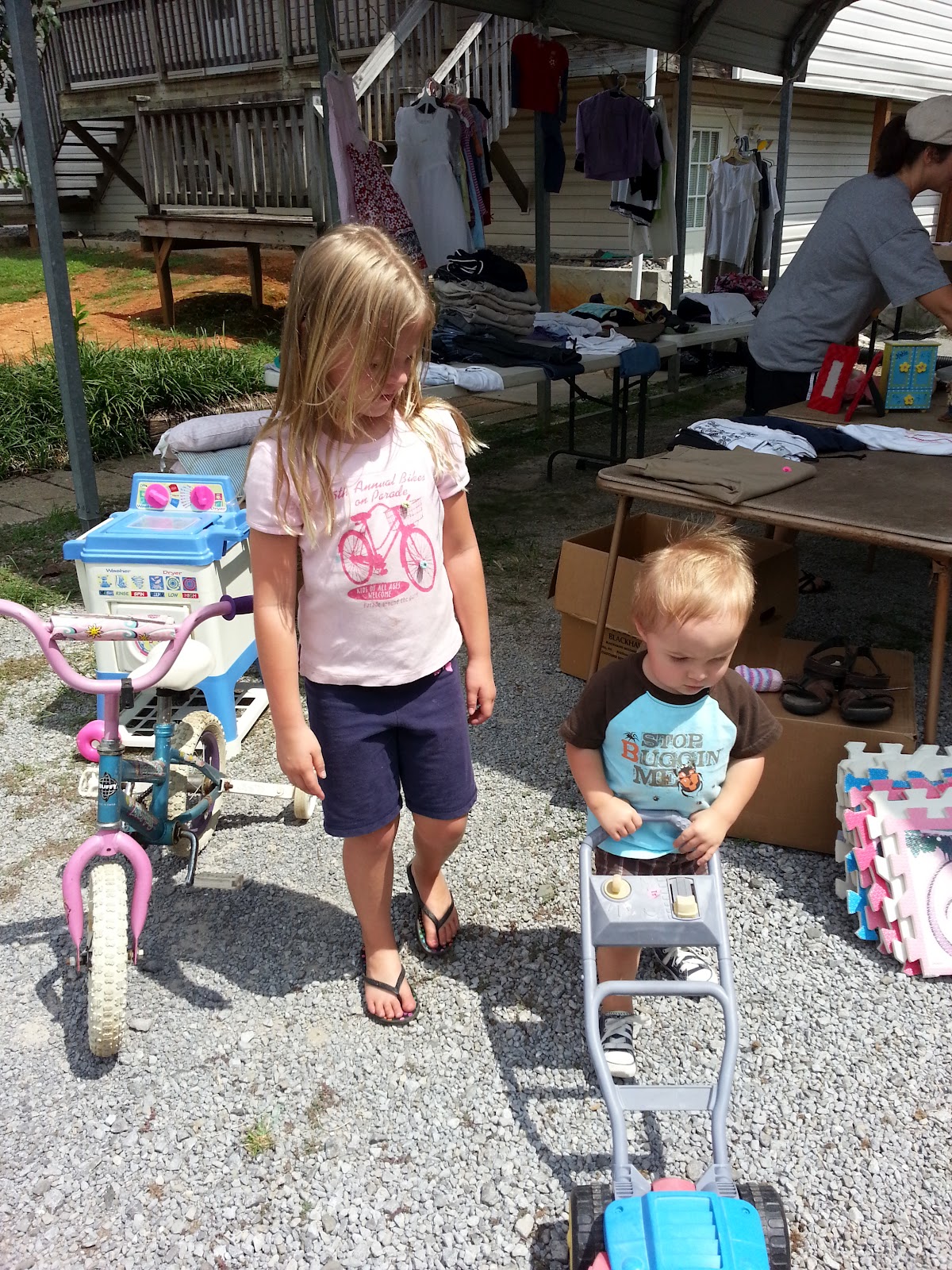 ...friends, family & east tennessee Yard Sales and Lemonade