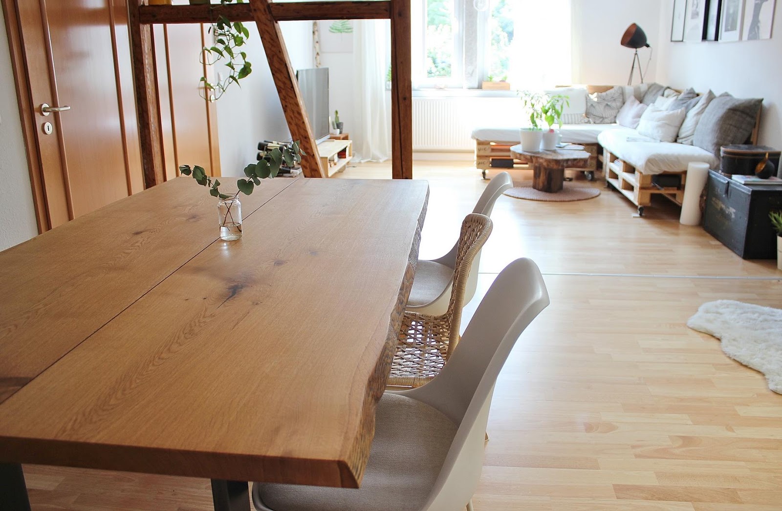 Fair Fashion Interior Design Unser Neues Lieblingsstuck Nachhaltiger Massivholztisch Aus Eiche