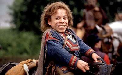 Warwick Davis (Willow) Warwick Davis (Willow)