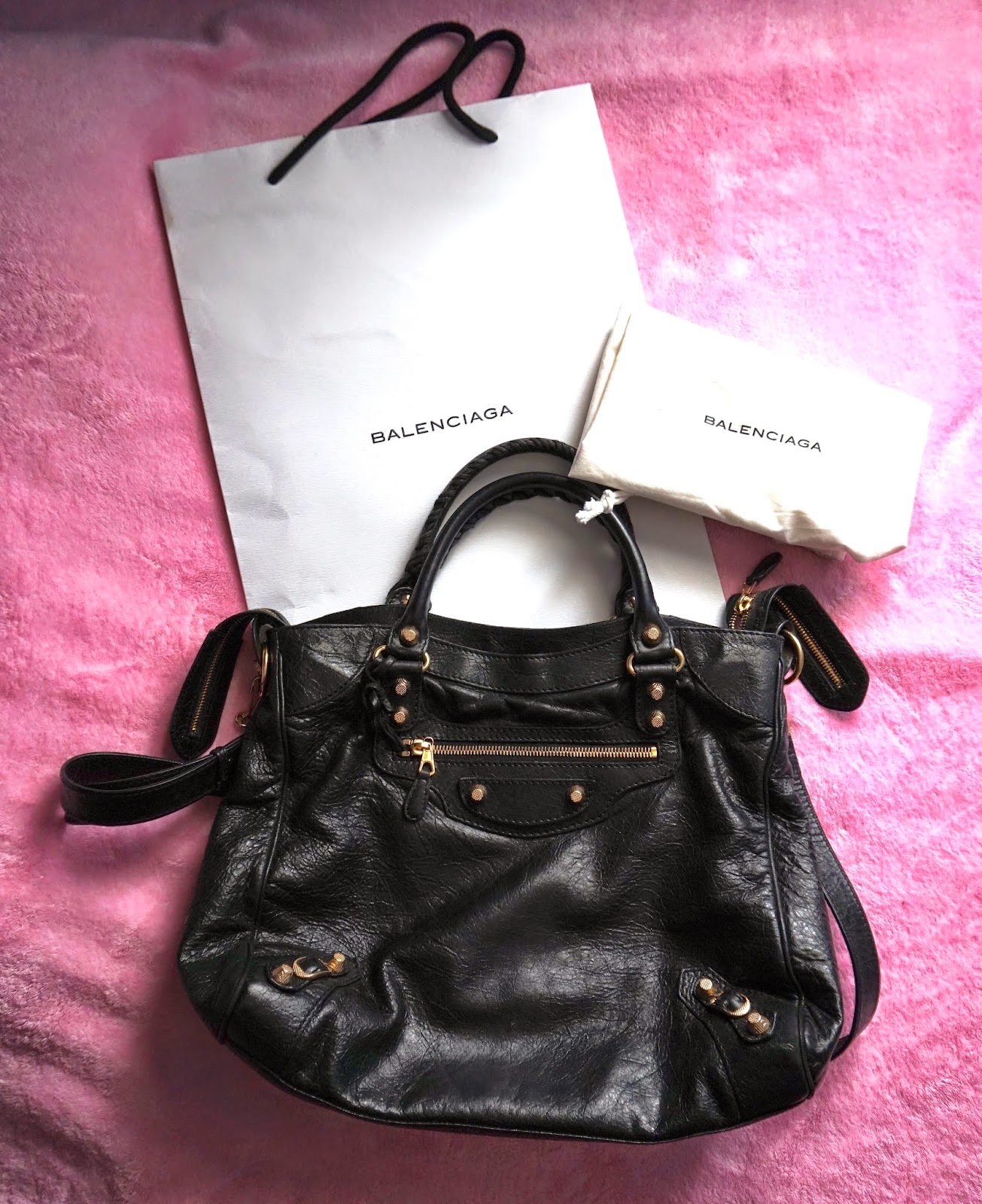 REVIEW: Balenciaga Giant 12 Gold in Black + A Fake Balenciaga Giant 12 Velo | The Beauty Junkee