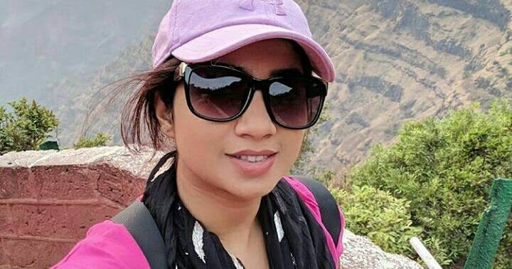 Hot Sexy Bollywood singer Shreya Ghoshal latest image gallery gallery