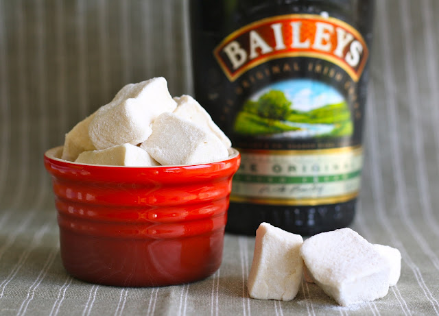 skumfiduser, skumfiduser med bailey, marshmallows with baileys, marshmallows, homemade