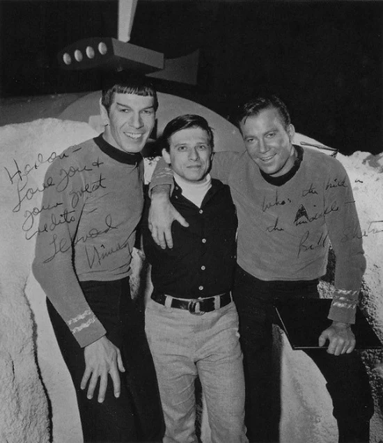Leonard Nimoy y William Shatner junto a Harlan Ellison