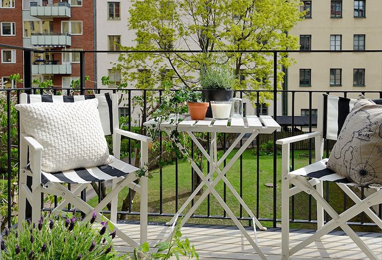 Una pizca de hogar: 5 trucos para poner un huerto en el balcón Balcon désign Plantas