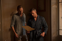 The Night Manager, con Hugh Laurie y Tom Hiddleston 3 fotos%2Bserie%2Bthe%2Bnight%2Bmanager 01