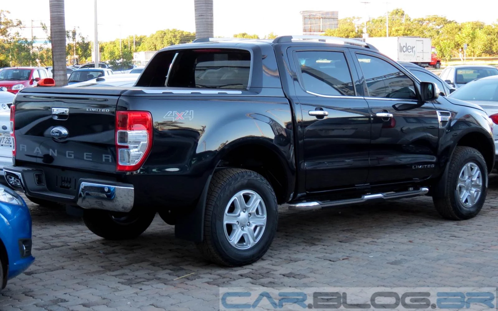 Ford Ranger 2015: mais itens de série e preços mais altos