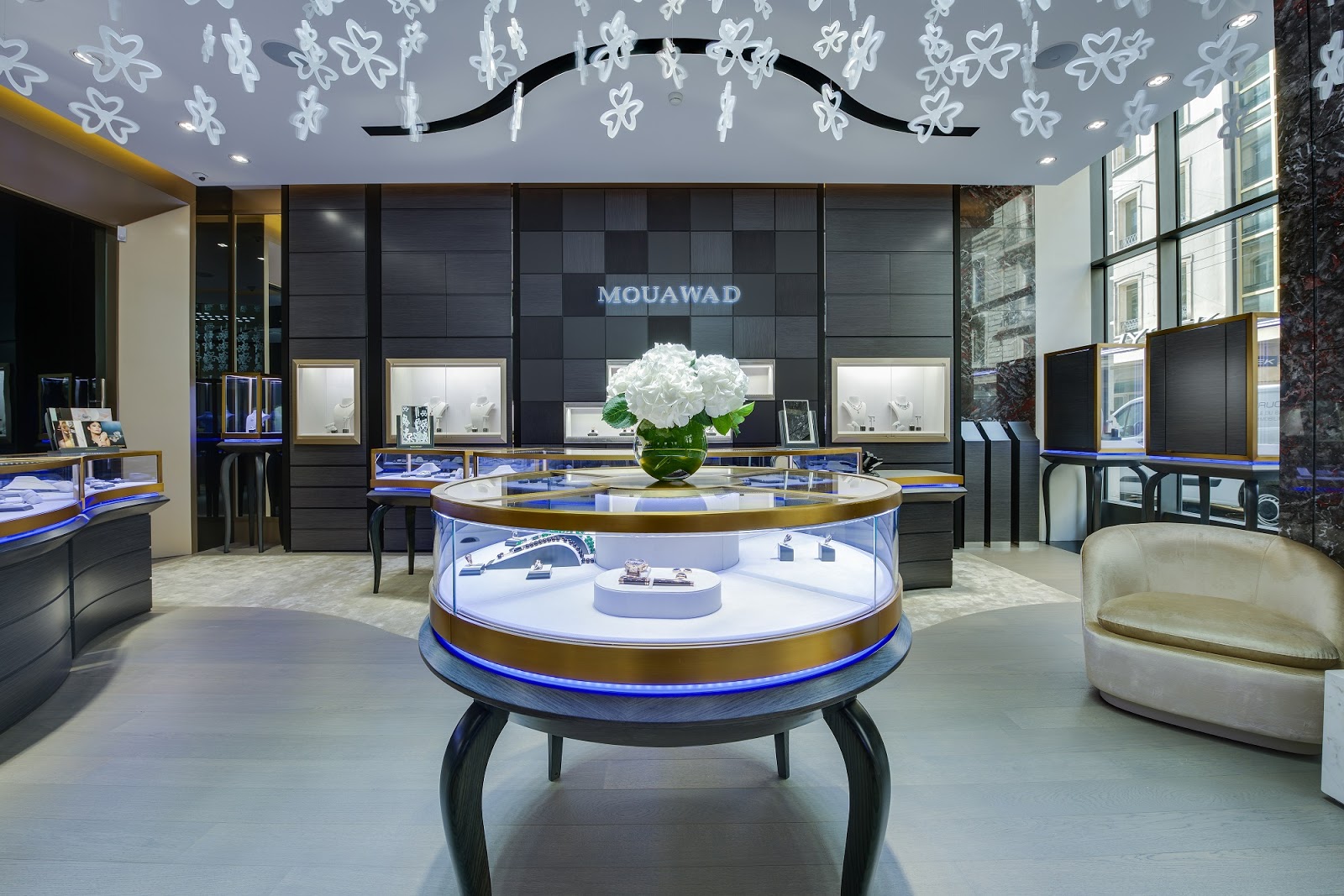 Jewelry News Network Mouawad Opens Shiny New Boutique In Geneva