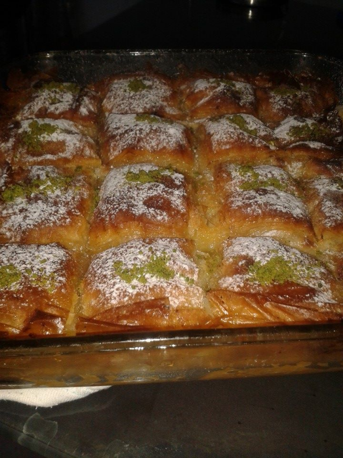 İZMİR EV YEMEKLERİ SİPARİŞ Laz Böreği, Pasta ve Tatlı Çeşitleri Özel