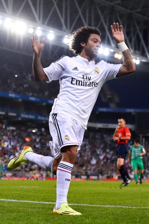 صور مارسيلو 2022 اجمل رمزيات مارسيلو مع ريال مدريد صور مارسيلو 2022 اجمل رمزيات مارسيلو مع ريال مدريد