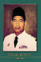 gambar-foto pahlawan nasional indonesia, Tjilik Riwut