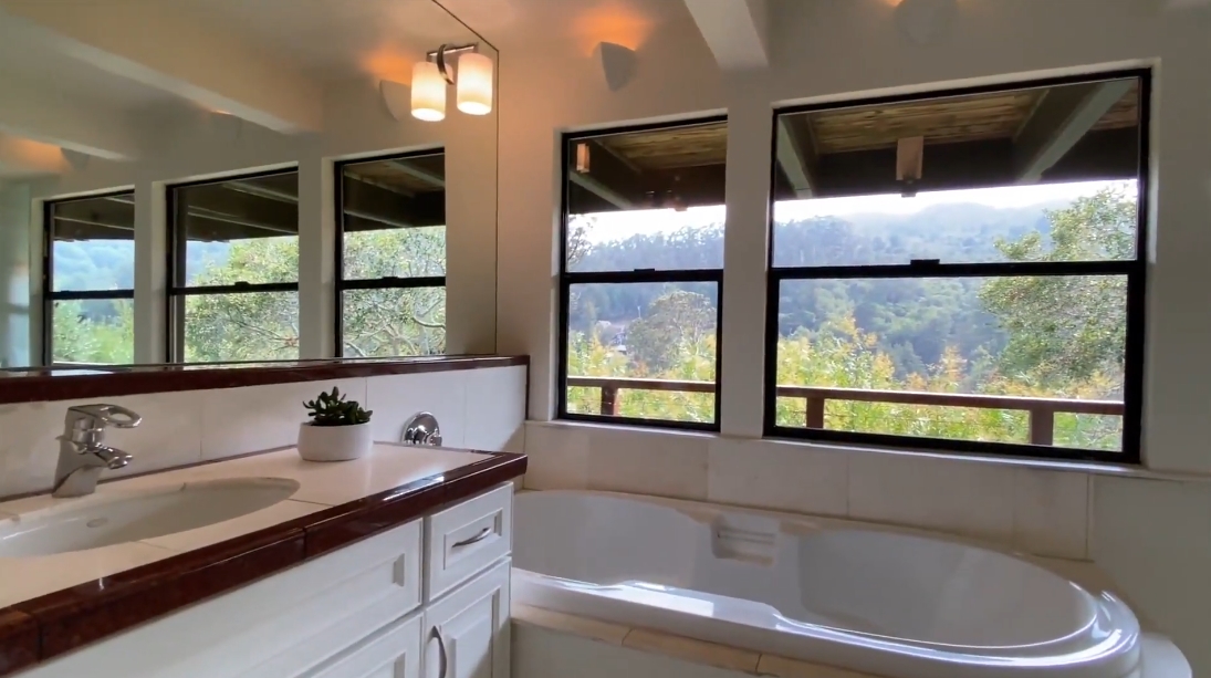 18 Photos vs. 509 Pixie Trail, Mill Valley, CA Interior Design Luxury Home Tour