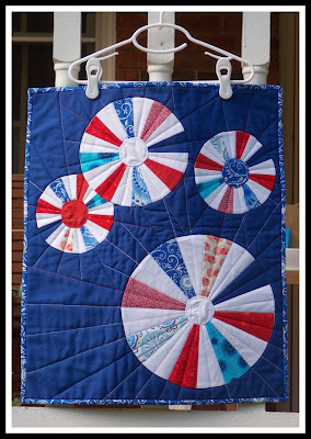 4th of July fireworks mini quilt