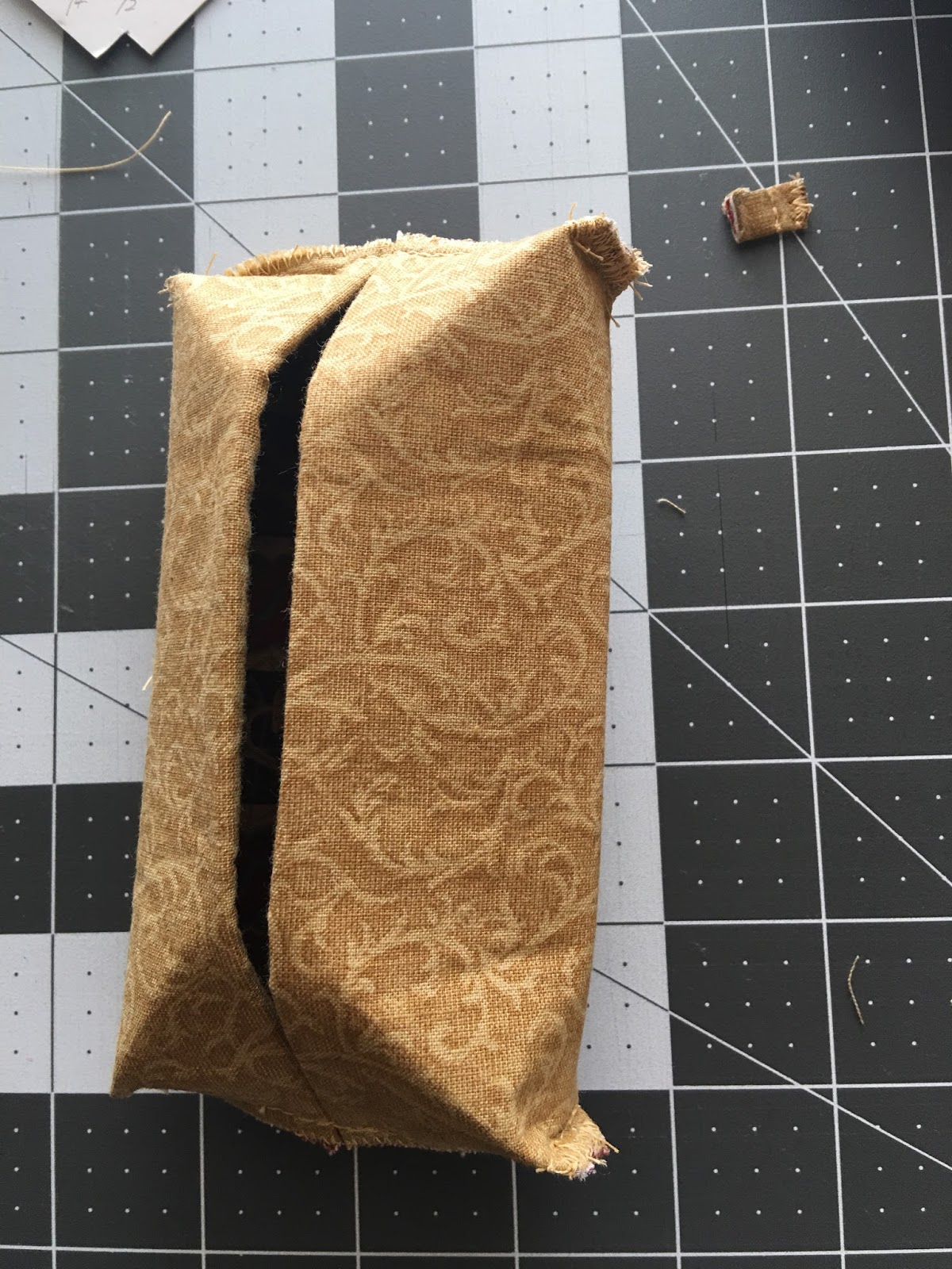 Sewing Hacks Tissue holder / Bag accessories