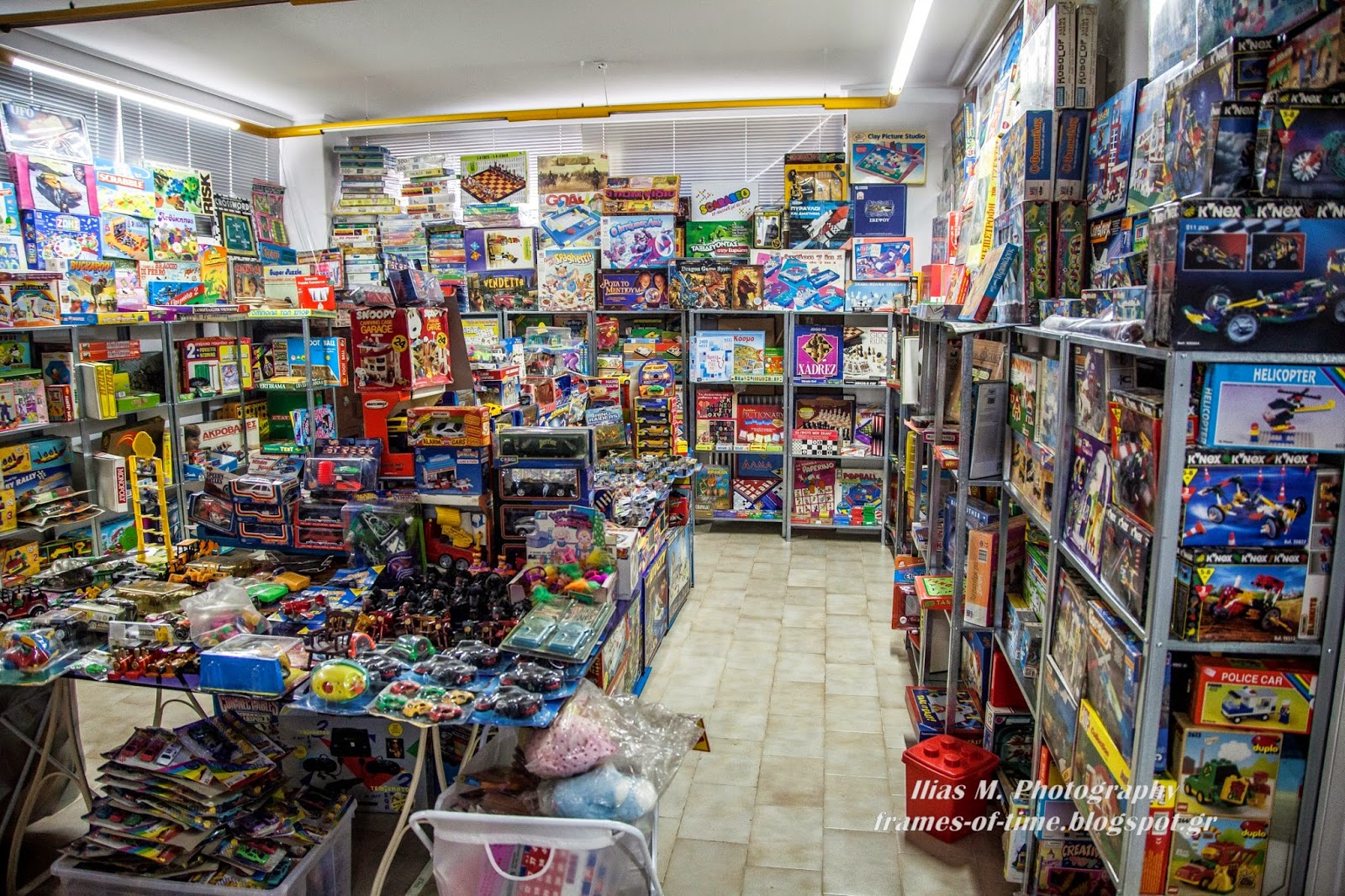 Project Vintage Toy Mania Store Frames Of Time