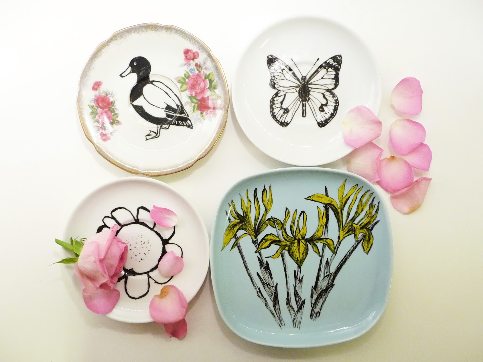 Mme Nosenose loves mail: Inspiration: porcelain drawing