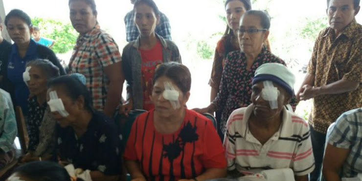 Warga Timor Leste Ikut Operasi Mata Gratis di Kabupaten Malaka