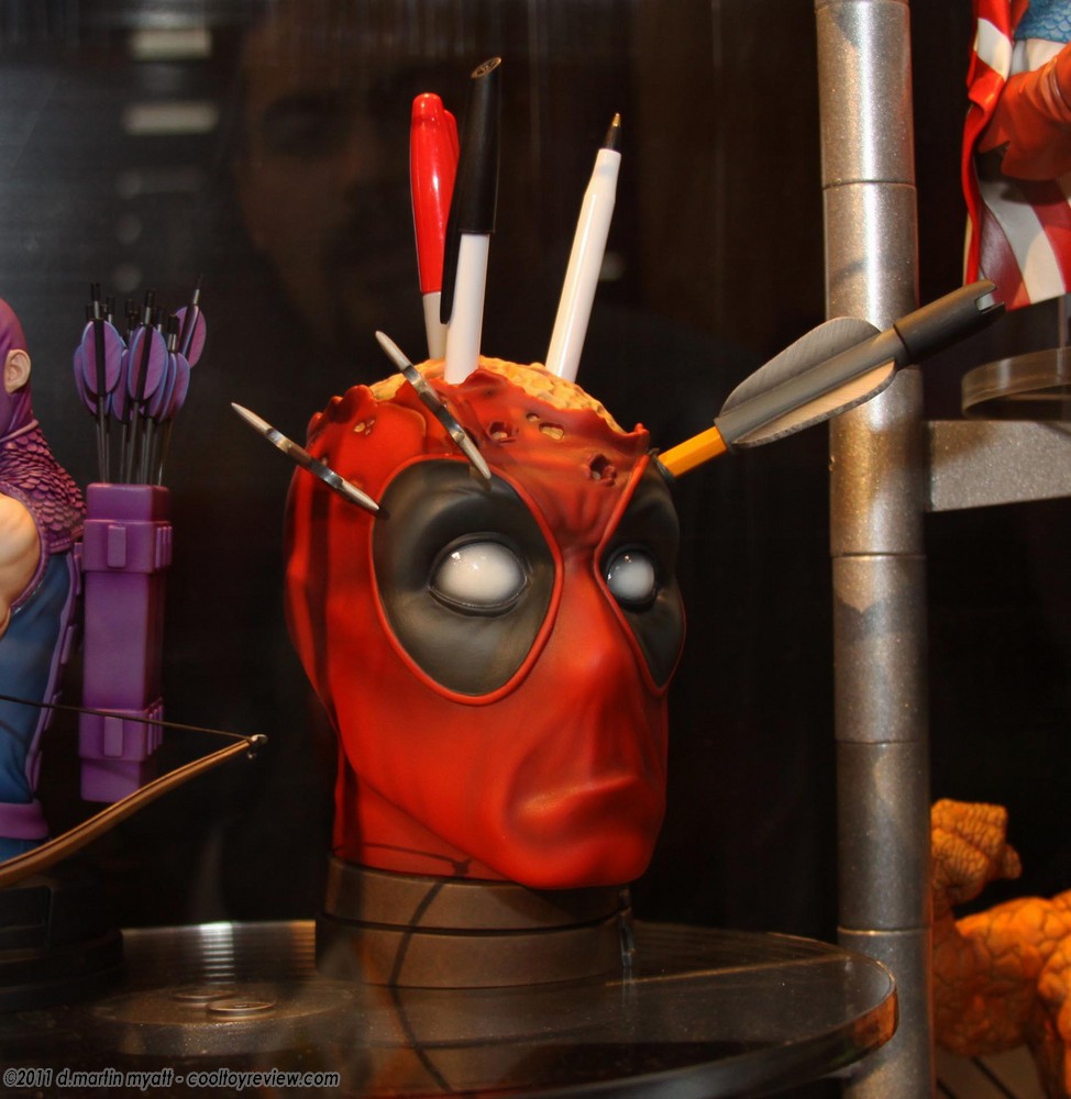 deadpool pen holder