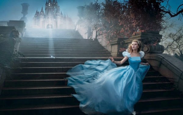 10 Gambar Cinderella 2015 Lily James