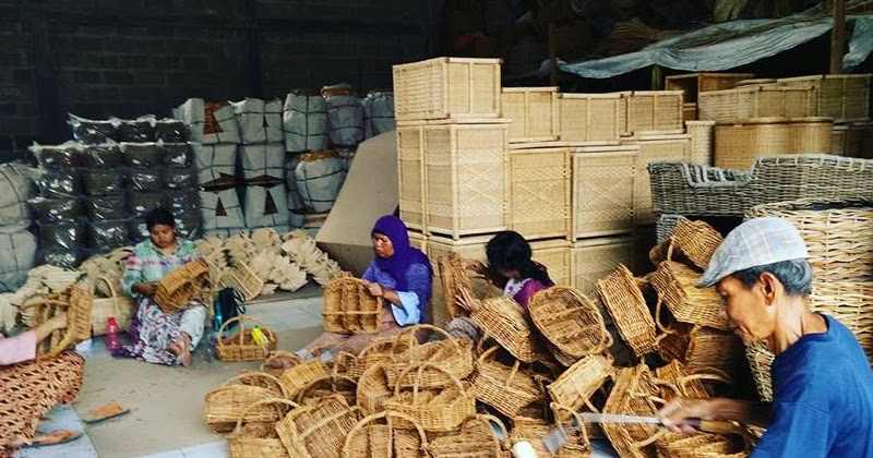 Sentra Kerajinan  Anyaman Rotan Rajagaluh Majalengka