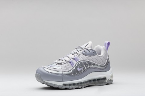 Reducere adidasi femei Nike WMNS Air Max 98 SE argintii/albi din piele naturala