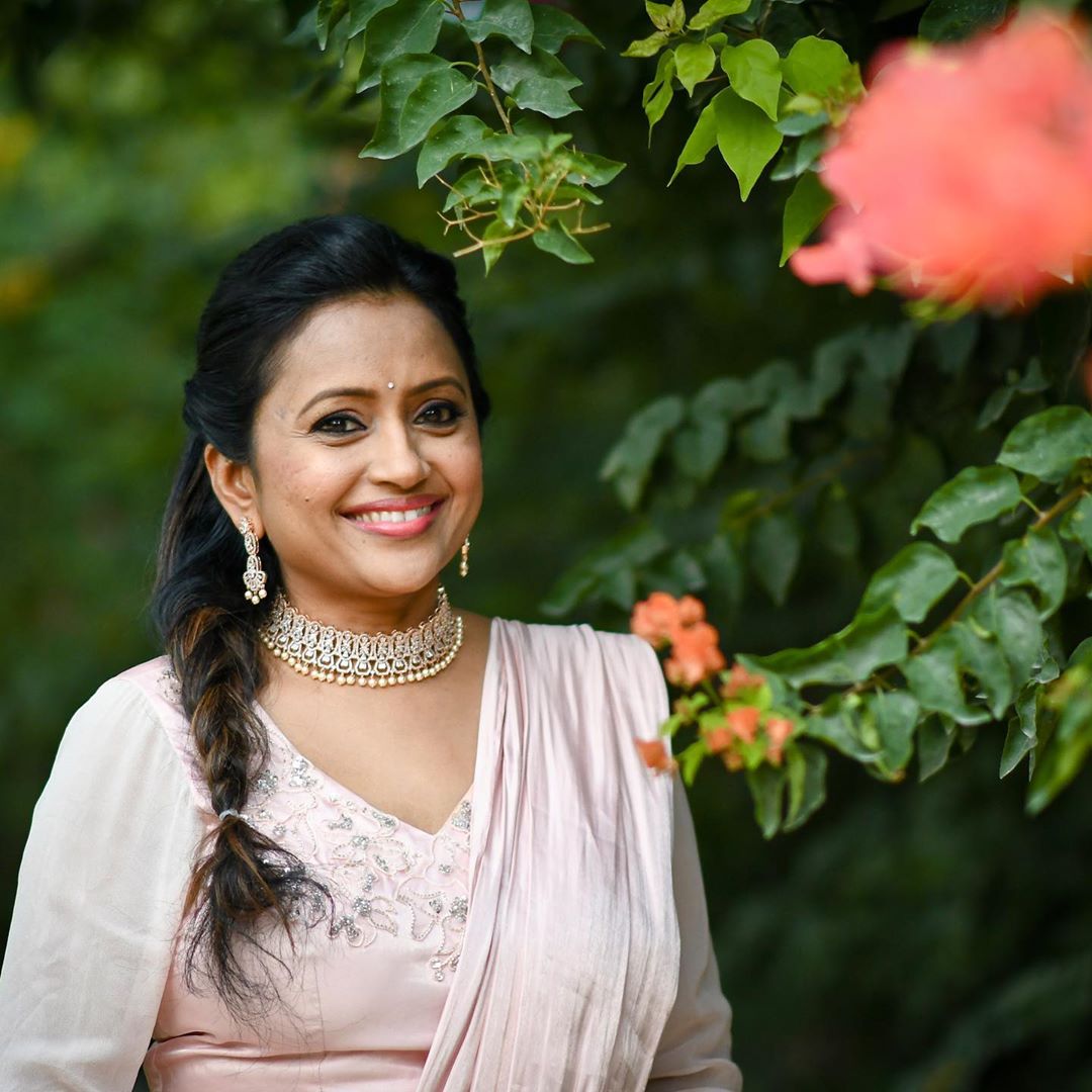 TV Anchor Suma Kanakala Rare Unseen Photos