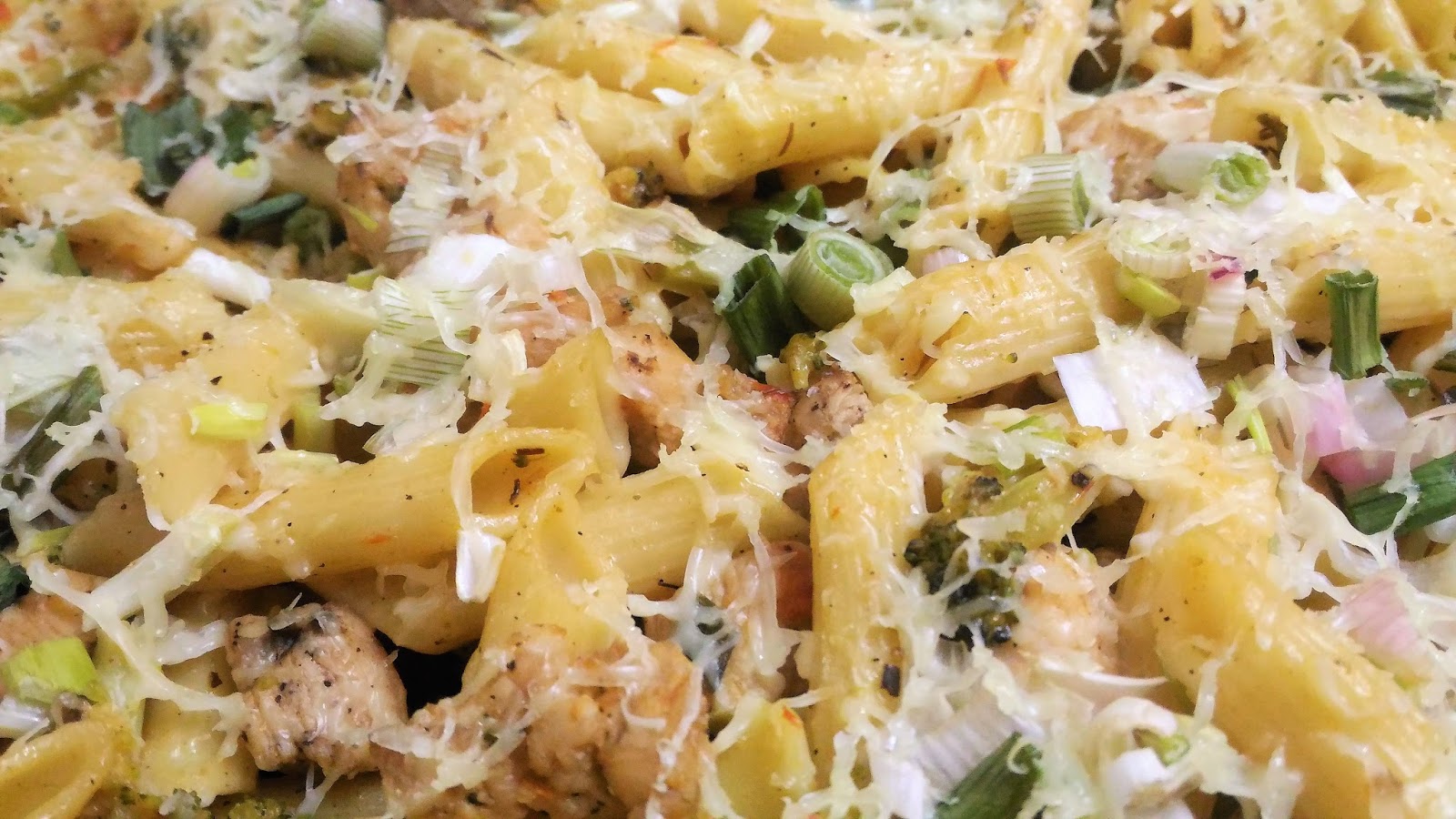 Beauty & Beyond: Easy Chicken & Broccoli Baked Penne Pasta with Go Cheese