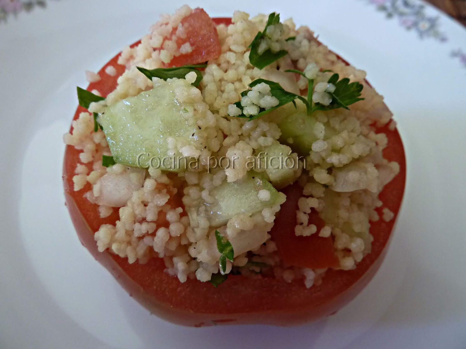 Cocina por afición: Tomates rellenos de cuscús con vegetales