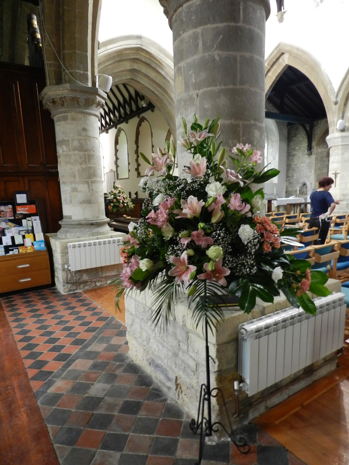 Sandra's Flower Studio St Andrew's Church Kirton In Lindsey wedding