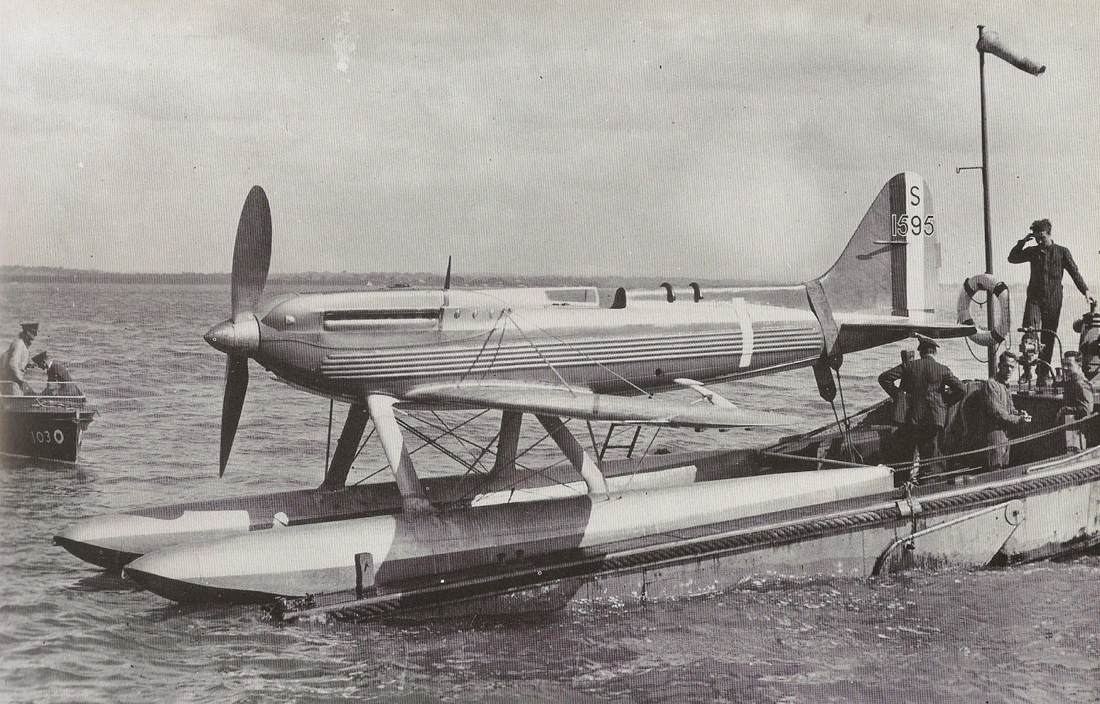 clasp-garage-supermarine-s-6b-royal-air-force