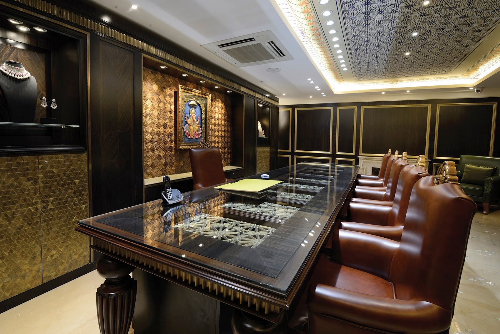 Feature SUNAR Jewels A House of Luxurious and Awe