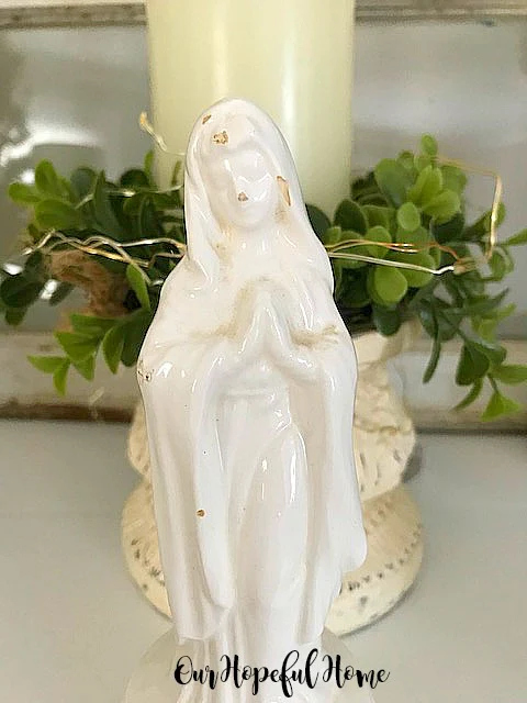 praying Virgin Mary Madonna statue