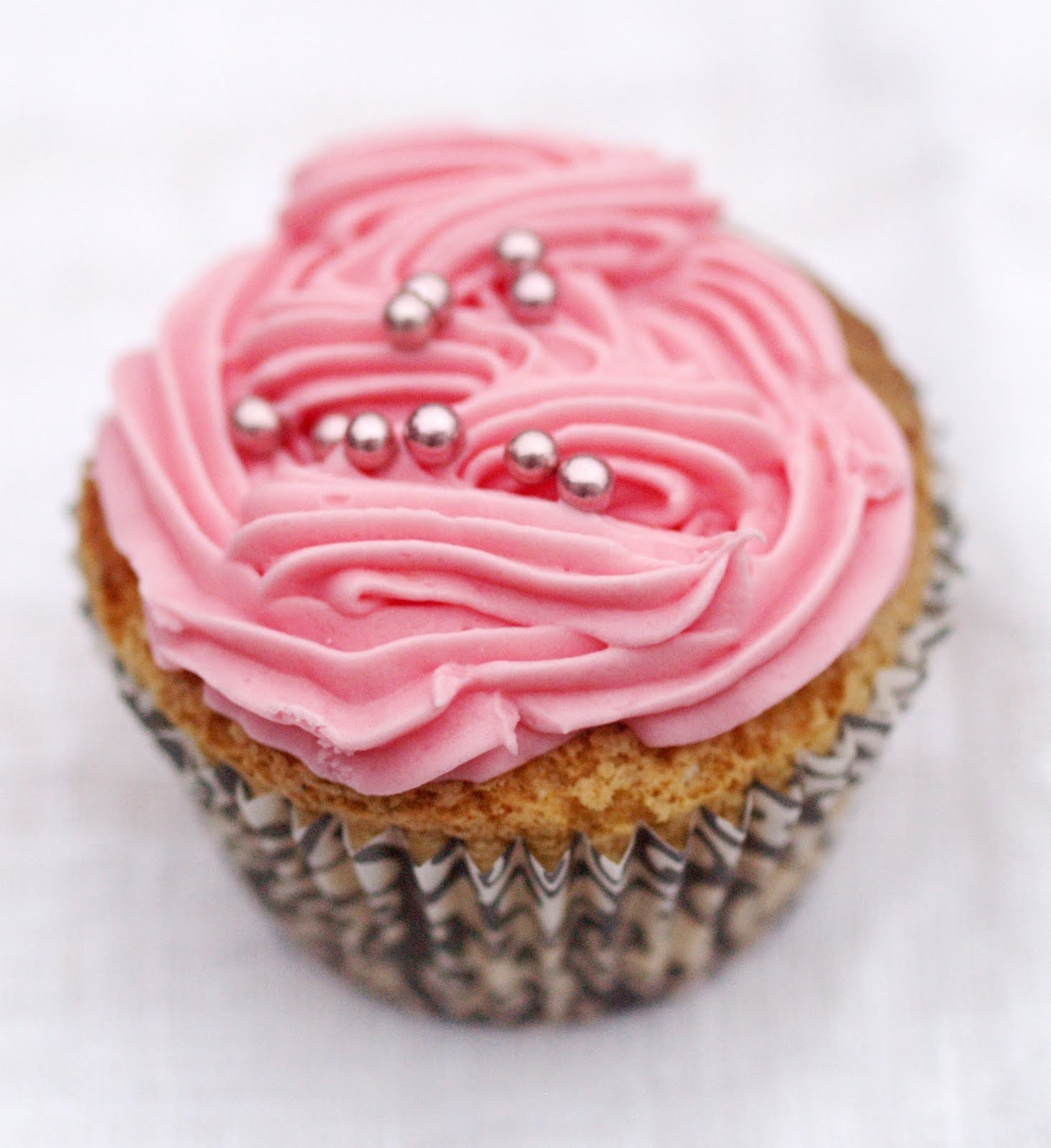 [kjøkkentjeneste]: Enda flere rosa muffins