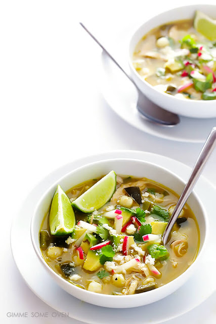 EASY CHICKEN POSOLE VERDE