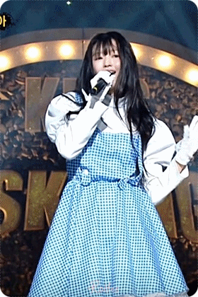 171028 오마이걸 유아 Windy Day 직캠 | 인스티즈