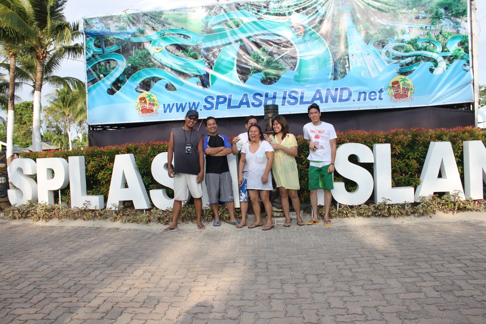 Pinay Adventurer Summer 2011 Splash Island