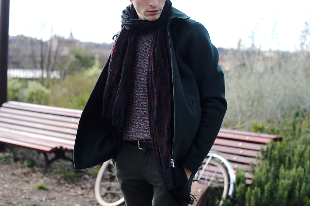 Blog-mode-style-homme-paris-bordeaux-sac-dos-moshi-batterie-externe-iphone-macbook-echarpe-dries-van-noten-veste-jacket-harris-wharf-london-racing-green-salasa-sweater-michael-parboot-bike-vintage