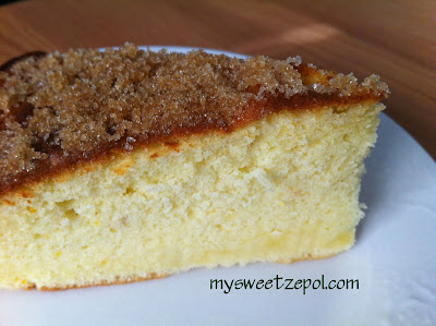 Olive Oil Cake with a Brown Sugar topping / sponge cake texture with a delightful citrus flavor / by My Sweet Zepol