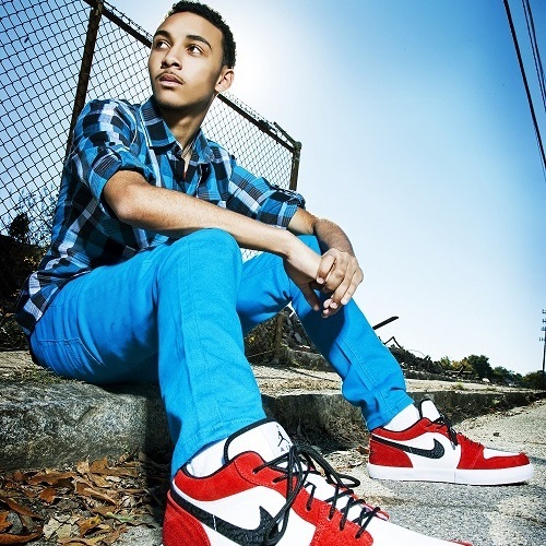 Skunk Radio Live Profile Cam Cross (Formerly, Cahron) Pop Artist