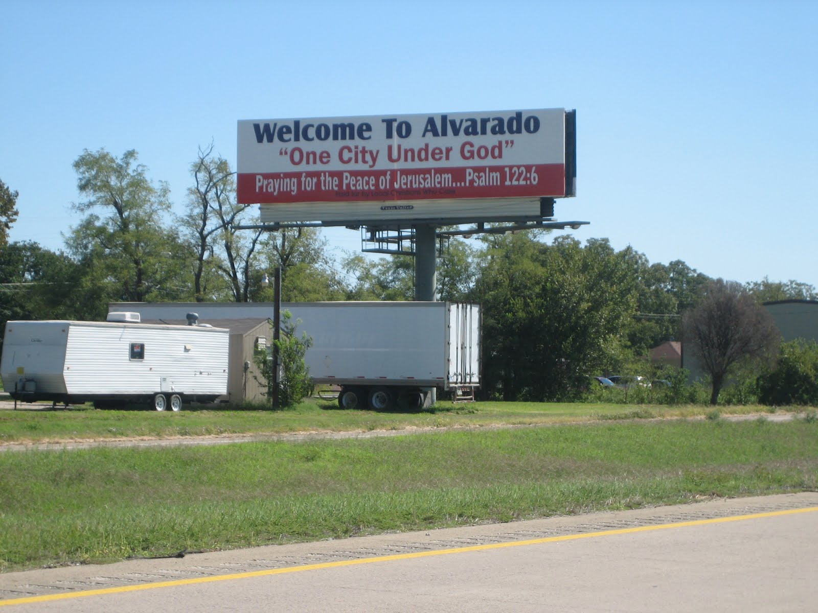 Bizarre Stuff Alvarado, Texas Residents Run Amok
