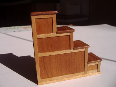 miniaturasmjose: MUEBLE ESCALERA
