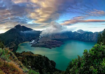 Panorama from Plawangan Senaru