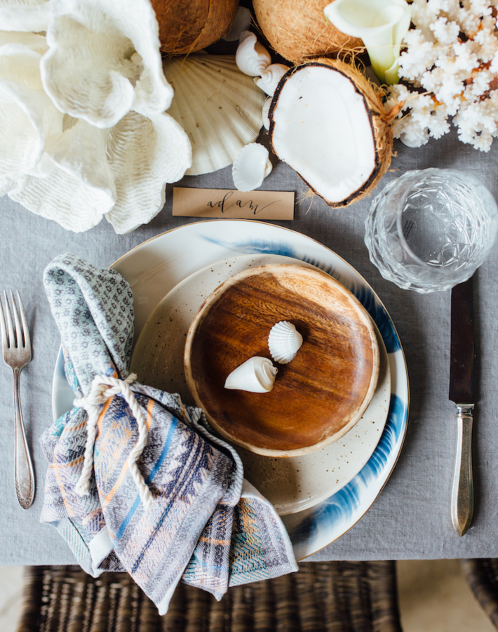 Inspiración de playa para decorar una cena de verano