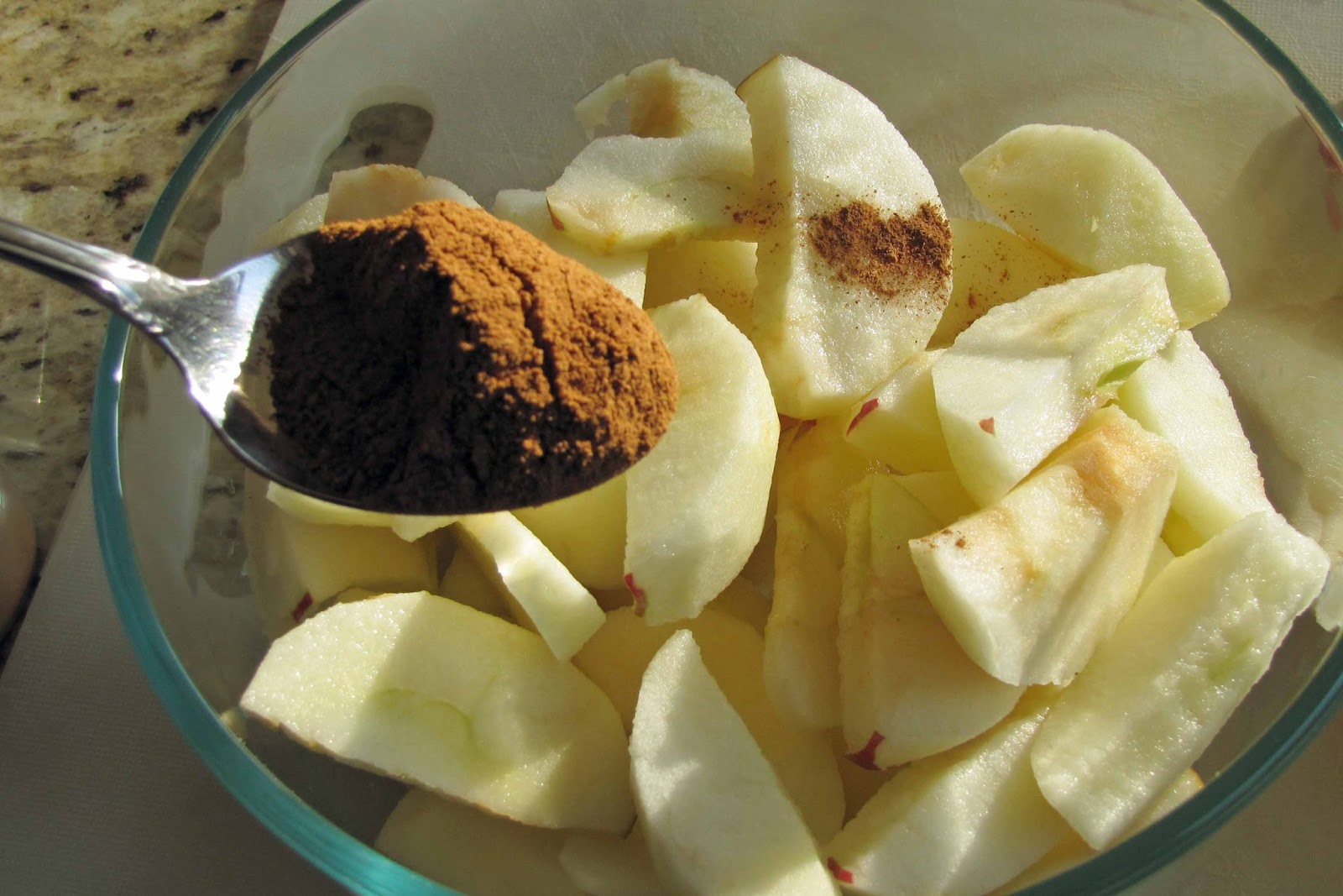 Microwave Applesauce Easy Snack for Kids! School Time Snippets