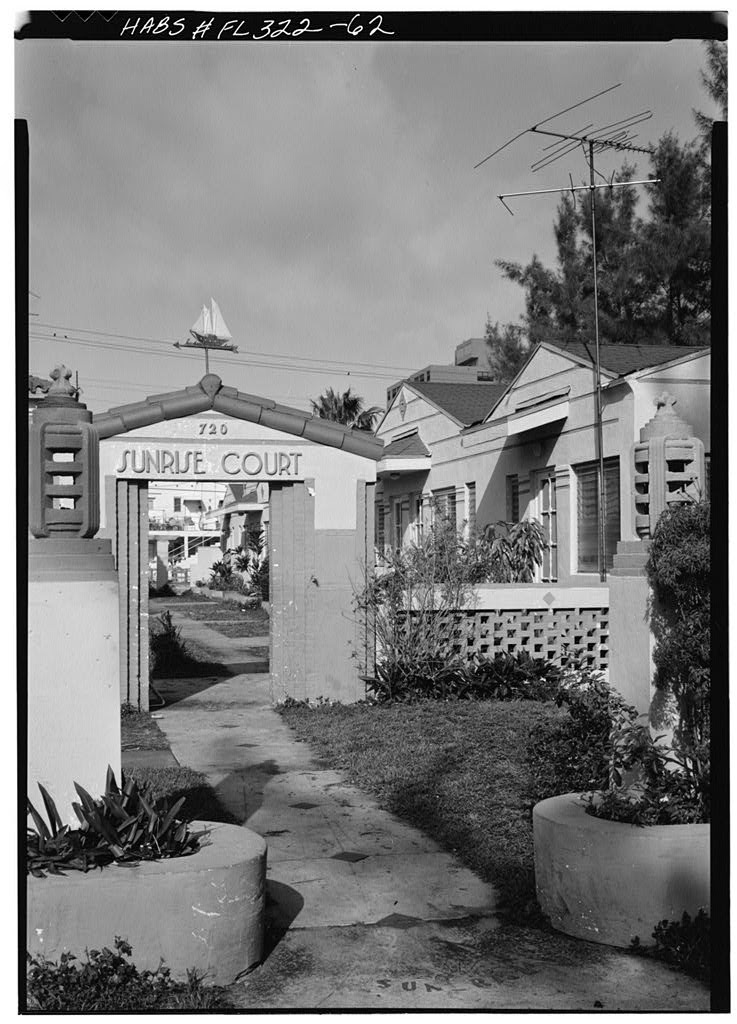 Miami Archives Tracing The Rich History Of Beach And Sunrise Court Apartments 720 Lenox Ave Miami Beach All Photographs By Walter Smalling Via Library Of Congress